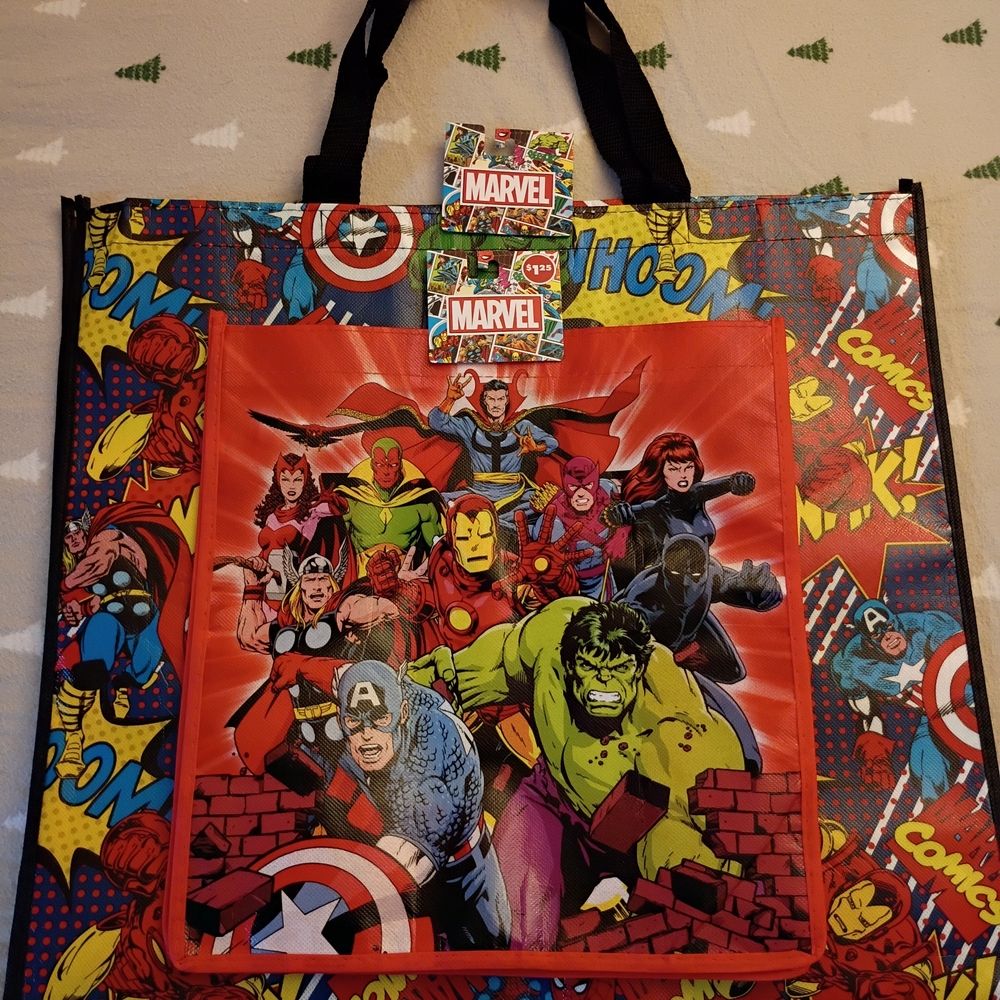 MARVEL COMICS MARVELS SUPER-HEROES REUSABLE BAG SET
